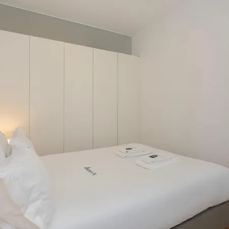 Liiiving In - Invictus Bolhao Market Apartment *
